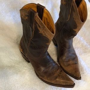 Distressed Old Gringo boots